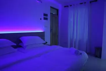 Pensão Moodhu Surf House