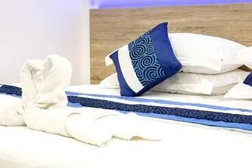 پانسیون Moodhu Surf House