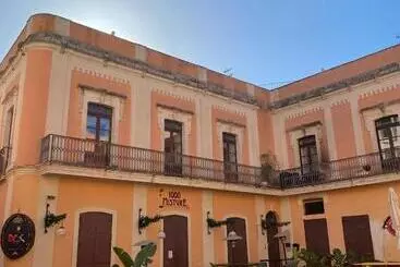ツーリストアパートメント B&b Suite Del Principe