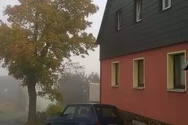 Tourist flats Ferienwohnung Zum Ausblick