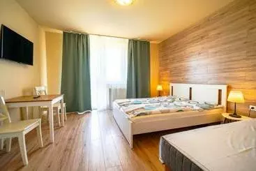 Pension  Apartmány Karmon Park