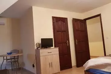 ペンション Főczény Pince és Vendégház