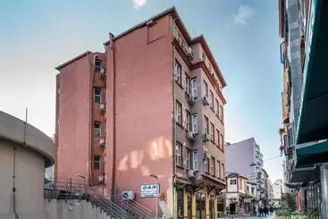 مسافرخانه Yeni