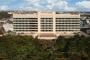 فندق Courtyard By Marriott Pune Chakan