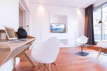 Aamiaismajoitus (B&B) Loft Luxe Hyper Centre: Terrasse/piscine/ Salle De Sport