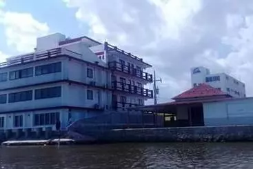 ホテル San Felipe De Jesus Yucatan