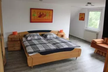 Majatalo Ferienwohnung & Gästezimmer Schrichten