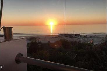 Pensionat Fonte Da Telha Beach House