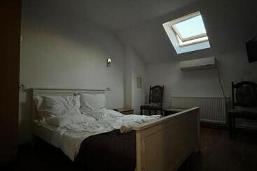 پانسیون Vila Marina&eddy