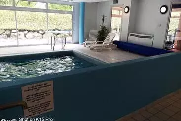 Huoneistohotelli Le Roi Du Sundgau Près De La Horse   Mooslargue