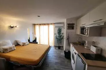 Turistihuoneistot Studio Sunset