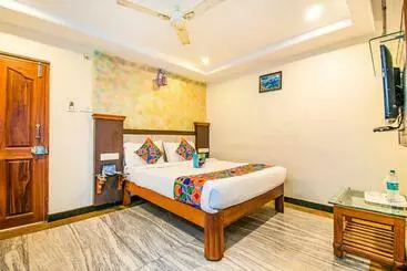 Hotel Gpr Inn Tirupati Railway Station