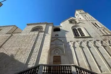 ツーリストアパートメント Il Saraceno Apartment