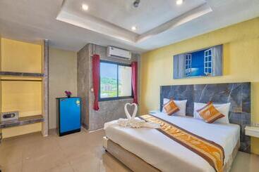 Tj Patong Hotel Sha Plus