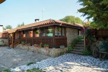 Pensione екокомплекс катунище