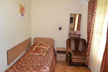 ホテル готель едем