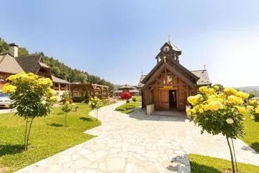 هتل Etno Naselje Vrdnička Kula