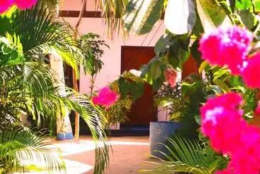Hotel Lucky Bay