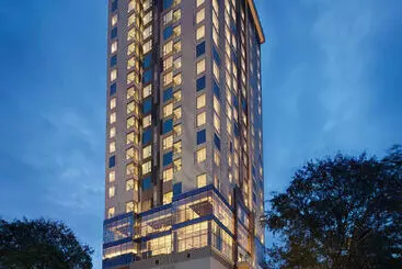 ホテル Cinnamon Red Colombo