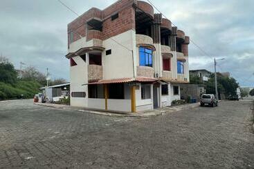 פנסיון Casa De Lewis