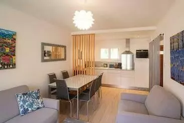 Appartamenti turistici 66b Beautiful Flat 800m From The Sea With Private Parking