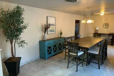 ツーリストアパートメント Private Beach Volleyball Pool Retreat