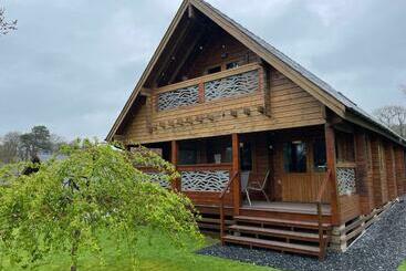 Appartamenti turistici Luxury 3 Bedroom, 3 Bathroom Lodge With Hot Tub