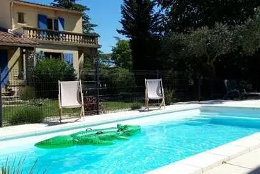 Apartamente turistice Appartement Neuf Clim Terrasse & Piscine