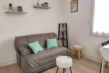 شقق خاصة سياحية Charmant Petit Studio