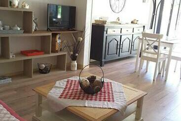 דירות לתיירים Jenny S Home