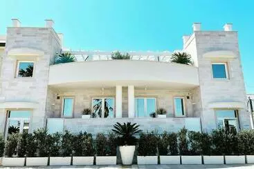 Turista apartmanok La Caletta Suite Torre Canne