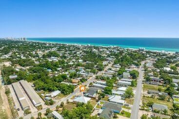 شقق خاصة سياحية Amazing New 3br/2ba Laguna Beach! / 6p Golf Cart: 2 Mins To Beach/west Pcb
