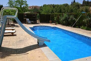 Turistihuoneistot El Caserio De Tati Y Antonio