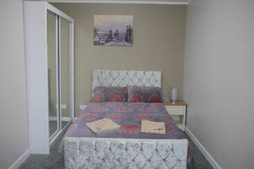 شقق خاصة سياحية Mermaid Holiday Flats