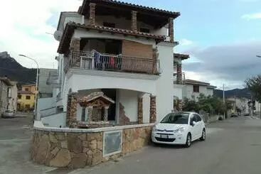 Apartamentos turísticos Appartamento Vista Parco Tepilora
