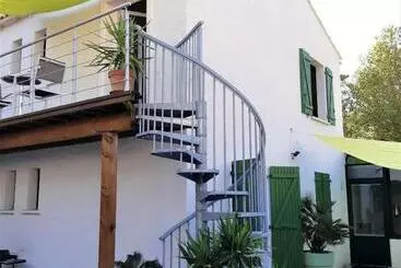 Appartamenti turistici Studio A Palavas Les Flots A 40 M De La Plage Avec Terrasse Amenagee Et Wifi