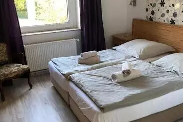 ホテル Fettehenne Gästehaus