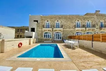 ツーリストアパートメント Ta  Giga Farmhouse