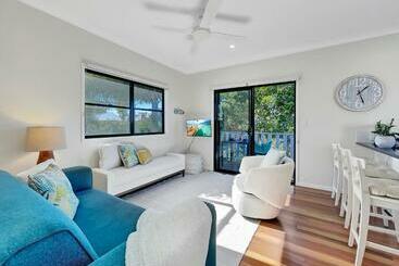 דירות לתיירים Serene Beachside Apartment