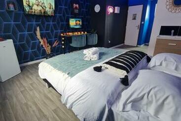 דירות לתיירים Ng Suitehome   Lille I Roubaix Centre I 121   Gamer   Arcade De Jeux