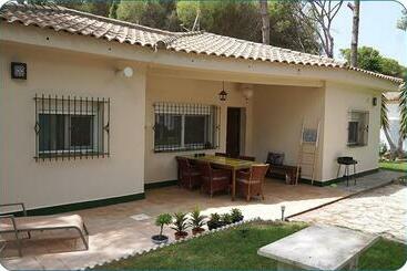 Turistihuoneistot Chalet El Girasol