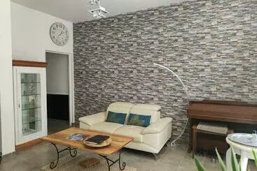 ツーリストアパートメント L Empire D Essences Appartement