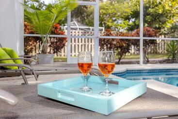 דירות לתיירים Palm Harbor Paradise Lovely Home With Pool & Hot Tub