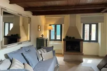 آپارتمانهای توریستها Saturnia Country Loft