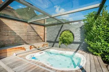 Appartamenti turistici Villa Le Sélect 5 Stars Jacuzzi & Sauna à Vionnaz