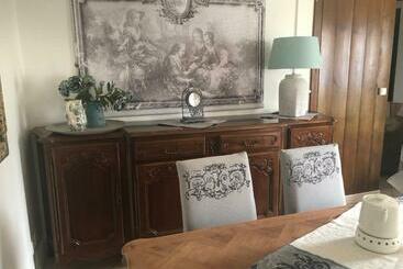 ツーリストアパートメント Gîte Entre Lacs, Océan Et Forêts