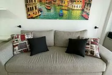 Turistihuoneistot Hermoso Departamento Amueblado En El Centro De Lp