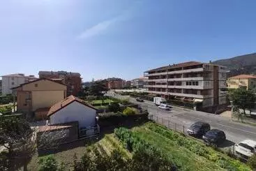 ツーリストアパートメント San Lazzaro 81 Quadrilocale