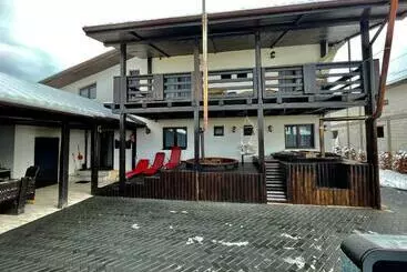 ツーリストアパートメント Cabana Mar’amu