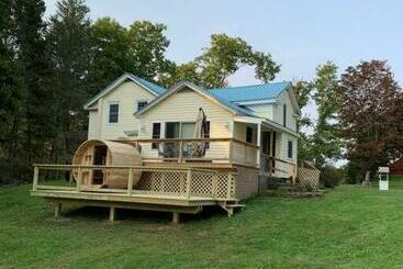 דירות לתיירים Harpersfield House /north West Catskills + Sauna